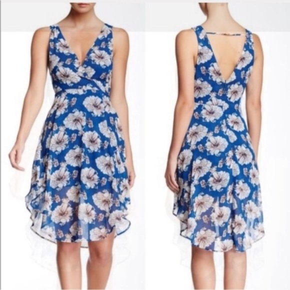 ASTR The Label Blue Floral Dress - Picture 3 of 5